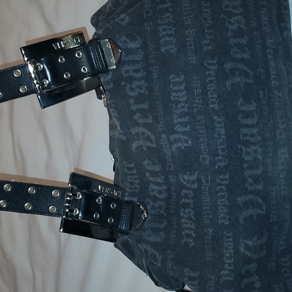 Donatella VERSACE 💯Authentic Handbag  "DV" Collection Grey Fade Silver Hardware - Picture 8 of 10